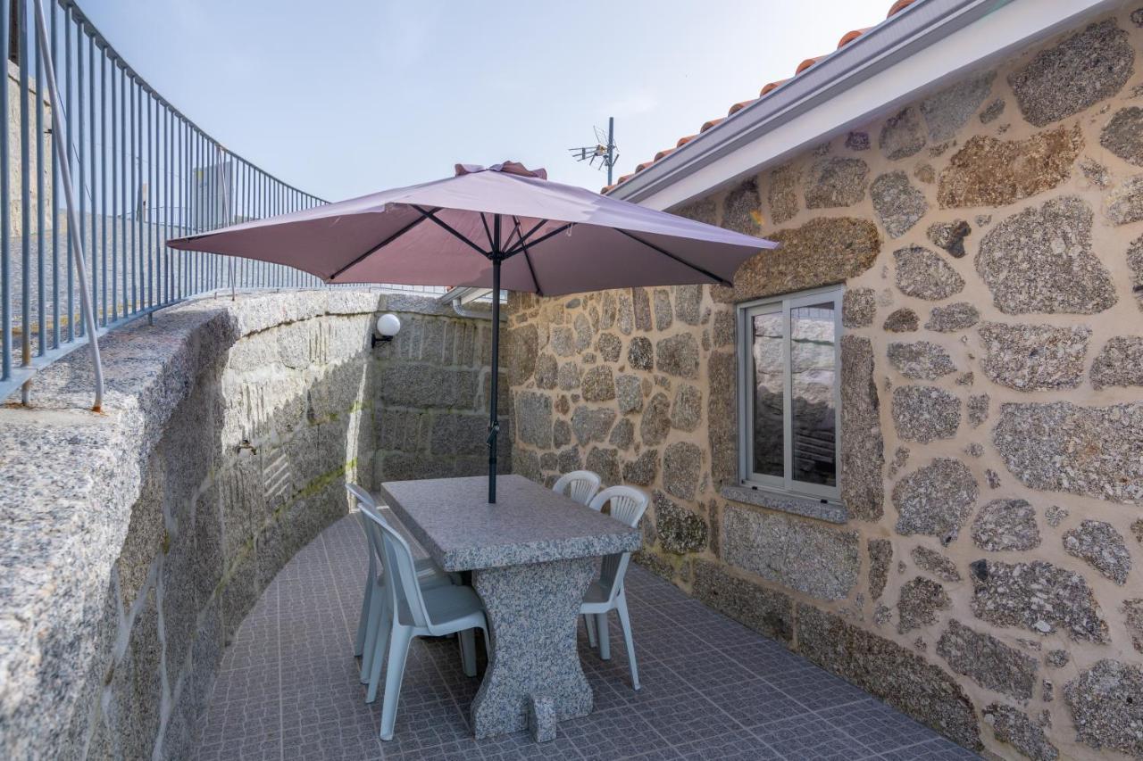 Aldeamento Casas Do Alto Do Vez Apartman Balouta Kültér fotó