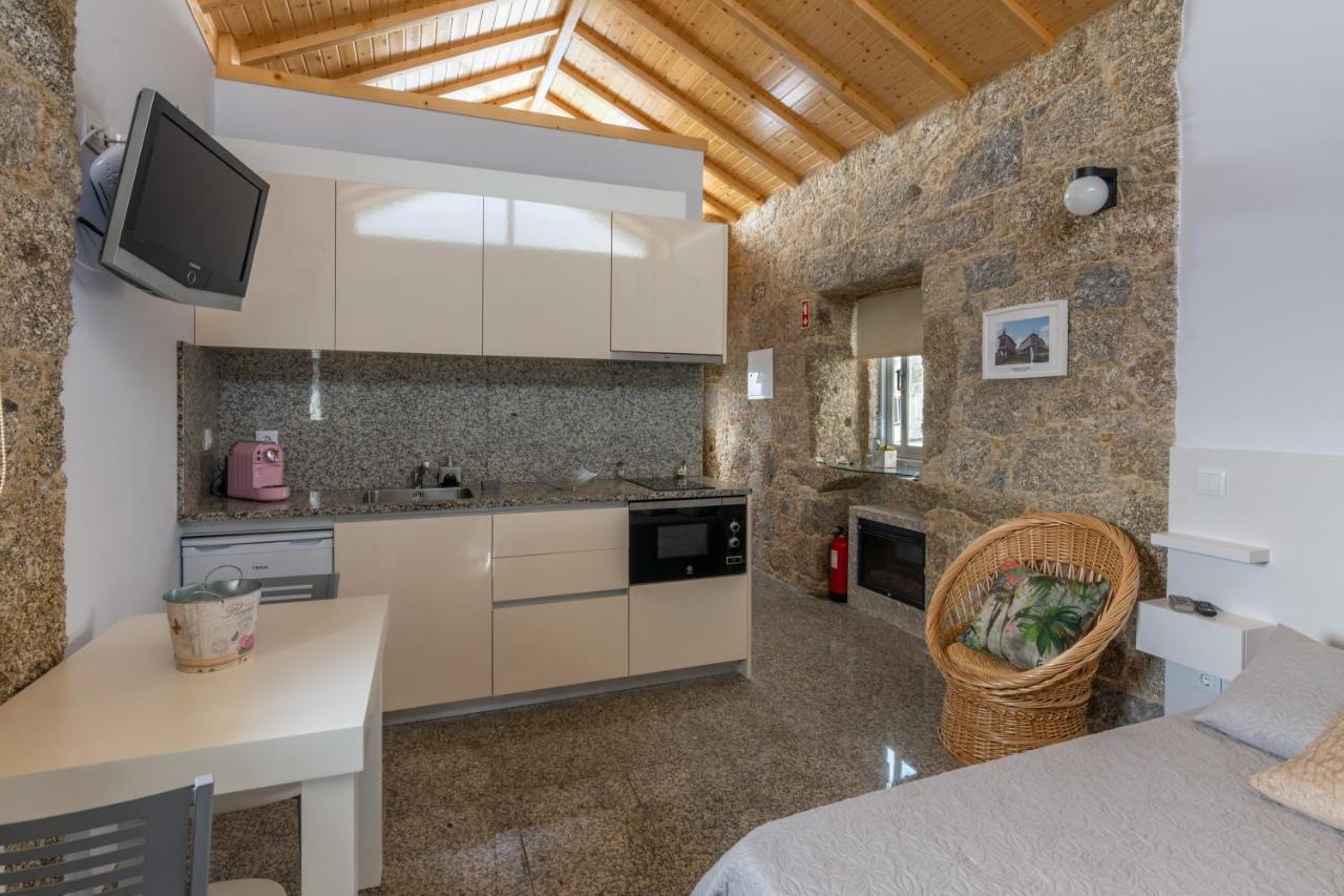 Aldeamento Casas Do Alto Do Vez Apartman Balouta Kültér fotó